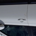 2011 NİSSAN QASHQAİ ÇIKMA SAĞ ÖN KAPI KOLU.