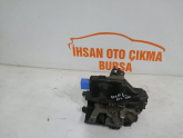 Oto Çıkma Parça / Volkswagen / Golf / Kaporta & Karoser / Kapı Kilidi / Çıkma Parça 