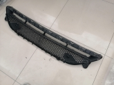 Oto Çıkma Parça / Mercedes / E Serisi / Tampon / Orta Izgara / Çıkma Parça 