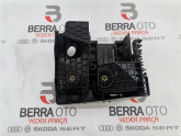 Oto Çıkma Parça / Volkswagen / Jetta / Elektrik / Sigorta Kutusu / Çıkma Parça 