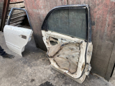 Oto Çıkma Parça / Mazda / 626 / Oto Cam / Cam Krikosu / Çıkma Parça 