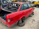 Oto Çıkma Parça / Audi / 80 Serisi / Oto Cam / Kapı Camları / Çıkma Parça 