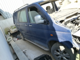 volkswagen transporter çıkma sağ ön kapı