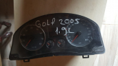 2005 model golf 1.9l km saati