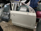 Oto Çıkma Parça / Audi / Q7 / Kaporta & Karoser / Sağ Ön Kapı / Çıkma Parça 