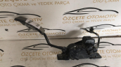 Oto Çıkma Parça / Mitsubishi / L200 / Koltuk & Döşeme / Pedal / Çıkma Parça 