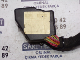 Oto Çıkma Parça / Volkswagen / Golf / Elektrik / Sigorta Kutusu / Çıkma Parça 