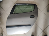 Oto Çıkma Parça / Peugeot / 206 / Kaporta & Karoser / Sağ Ön Kapı / Çıkma Parça 