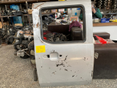 Oto Çıkma Parça / Ford / Ranger / Kaporta & Karoser / Kapı Menteşesi / Çıkma Parça 