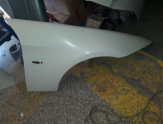 BMW E90 2010 ÇIKMA SAĞ ÖN ÇAMURLUK