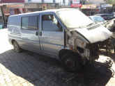 VOLKSWAGEN TRANSPORTHER SAĞ ÖN KAPI