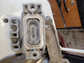 Oto Çıkma Parça / Volkswagen / Golf / Motor / Takozu & Kulağı / Çıkma Parça 