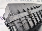 Oto Çıkma Parça / Volkswagen / Golf / Filtre / Hava Filtresi Kutusu / Çıkma Parça 