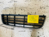 Oto Çıkma Parça / Volkswagen / Jetta / Tampon / Orta Izgara / Çıkma Parça 