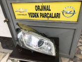 Opel insignia cosmo sağ ön far