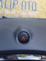 Oto Çıkma Parça / Nissan / Juke / Elektrik / Dörtlü Flaşör Düğmesi / Çıkma Parça 