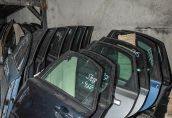VOLVO S40 ÇIKMA SOL ARKA KAPI CAMLARI.