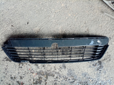 Oto Çıkma Parça / Toyota / Yaris / Tampon / Orta Izgara / Çıkma Parça 