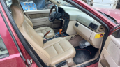 Oto Çıkma Parça / Volvo / 850 / Kaporta & Karoser / Sağ Ön Kapı / Çıkma Parça 