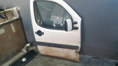 2005 model  doblo sag on kapi beyaz