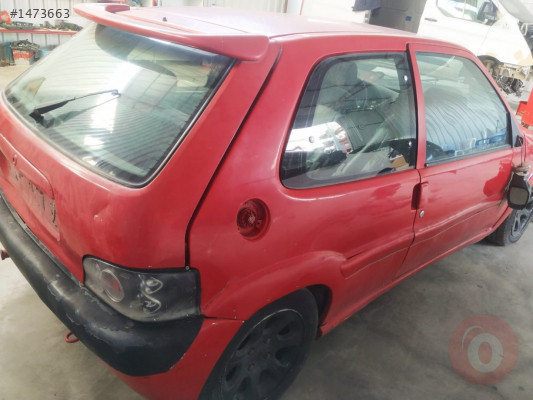 Citroen Saxo Sag Arka Çamurluk