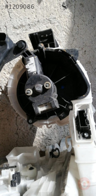 opel corsa e kasa çıkma kalorifer motoru.