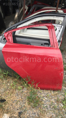 AlfaRomeo Giulietta çıkma sağ arka kapı