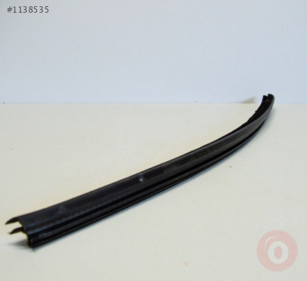 AUDİ A4 16-19 ARKA KAPI CAM SIYIRICI SOL İÇ 8W0839479