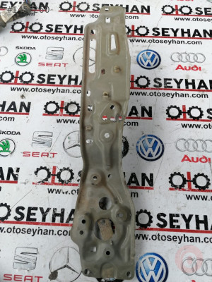 Toyota carina 1998 sağ arka kapı iç bağlantı demiri