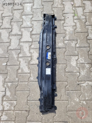 HYUNDAİ İ.20  ARKA TAMPON DEMİRİ(86631 A6000)