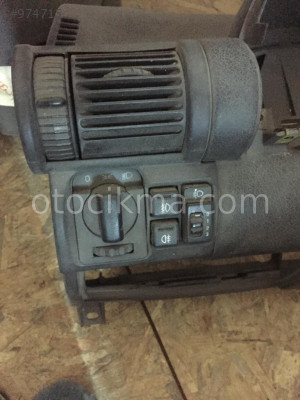 Opel Corsa B Sol Üfleme Izgarası hatasız orjinal çıkma