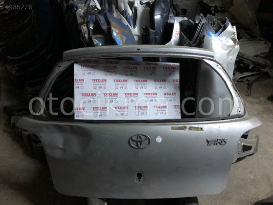 TOYOTA YARIS BAGAJ KAPAGI OTO EN 2000 2006