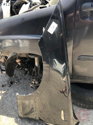 Bmw 1,16 Sol Ön Çamurluk Siyah Hatasız Orjinal Çıkma
