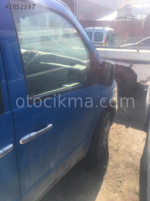 MERCEDES VİTO SAĞ ÖN KAPI DOLU