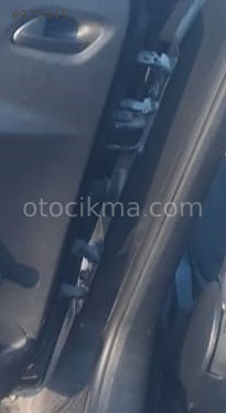 2009 model peugeot 207 1.4 çıkma sol arka kapı menteşe
