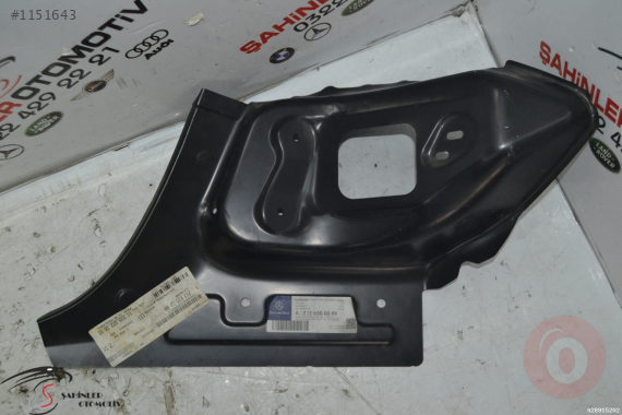 MERCEDES E SERİSİ W212 A212 ARKA STOP YUVA SACI STOP YUVA