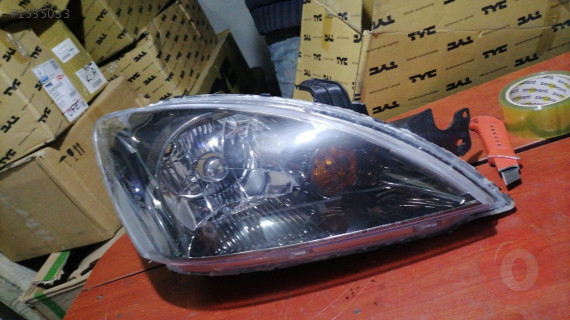 MİTSUBİSHİ LANCER SAĞ FAR 2003-2009 ÇELİKLER OTO ÇIKMA