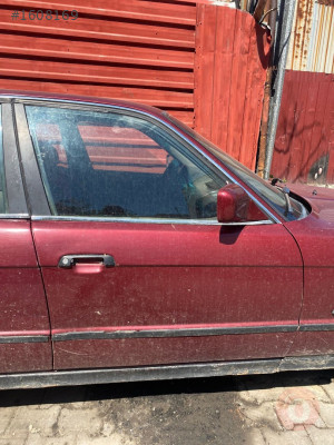 BMW 5.20 SAĞ ÖN KAPI ÇIKMA