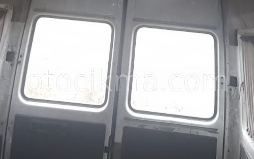 1997 mercedes sprinter 412 d çıkma takım bagaj camı