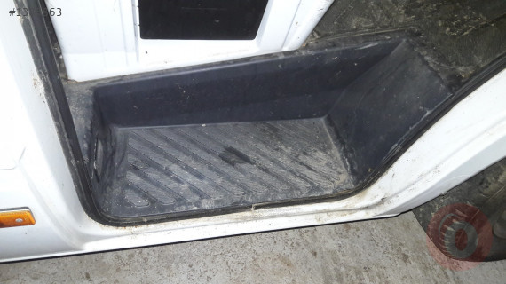mercedes sprinter 2006 sag ön basamak plastiği