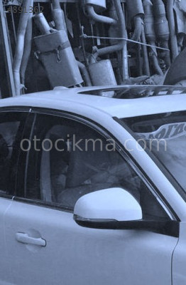 VOLVO S80 ÇIKMA SAĞ KAPI CAMI.