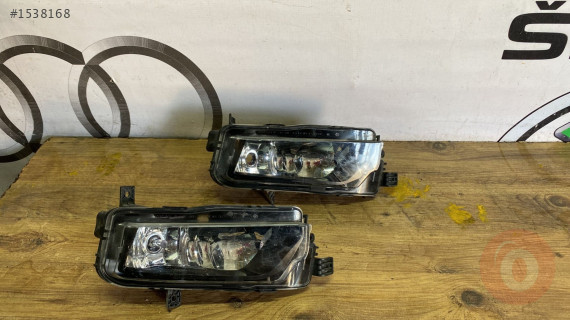VOLKSWAGEN  CADDY ORJİNAL SİS FARLARI 2011-2016