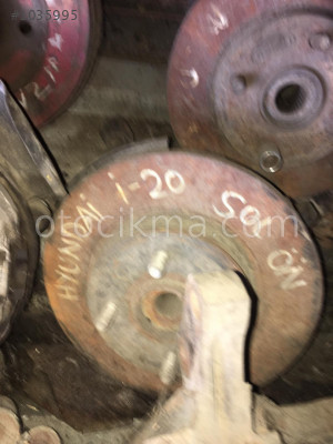 HYUNDAİ İ20 SOL ÖN TAŞIYICI ÇIKMA PARÇA