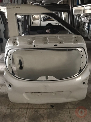 RENAULT CAPTUR BAGAJ KAPAĞI ORJİNAL ÇIKMA