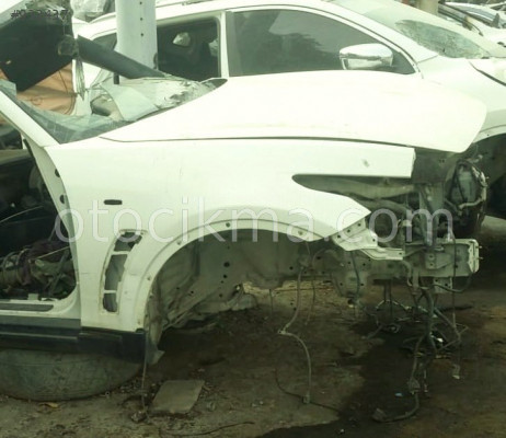 ÇIKMA FX35 INFINITI SAĞ ÖN ÇAMURLUK.