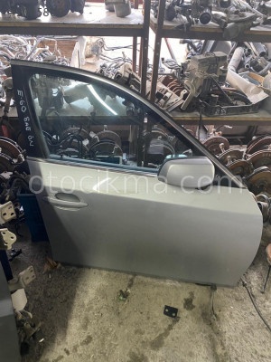 BMW E60 SAĞ ÖN KAPI  ÇIKMA PARÇA