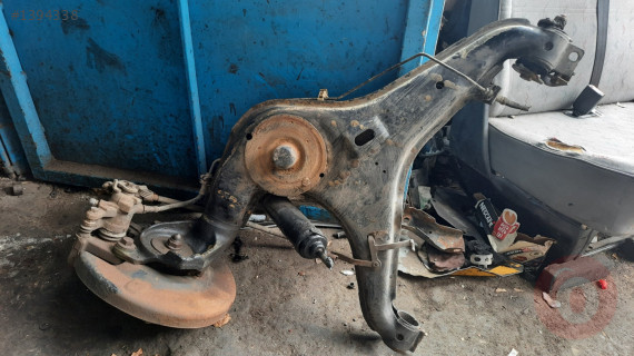 volkswagen TRANSPORTER T4 Arka Torsiyon,Taşıyıcı çıkma