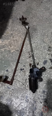Kia sephia çıkma ön cam silecek motor ve mekanizması