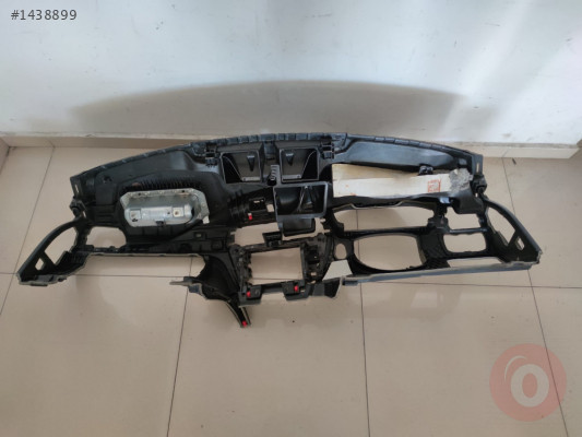 BMW 3 Serisi F30 Göğüs Torpido Siyah Bej 51459218490 9228278