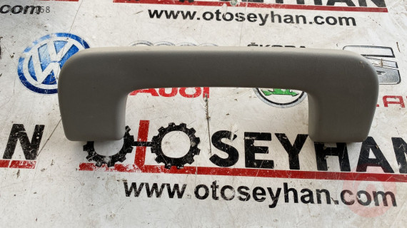 8P0867607M audi a3 sportback 2008 sağ ön tavan tutamağı